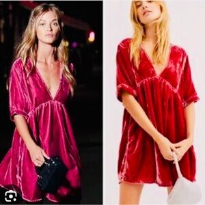 “FREE PEOPLE”Vibrant burgundy Velvet Dress, mini dress ,size M.